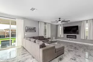 13343 W Briles Rd, Peoria, AZ 85383 - Photo 10