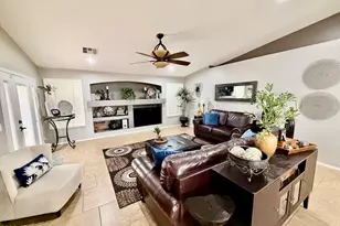 1794 N Desert Willow St, Casa Grande, AZ 85122 - Photo 4