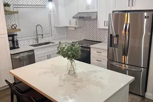 3206 S 81st Ave, Phoenix, AZ 85043 - Photo 4