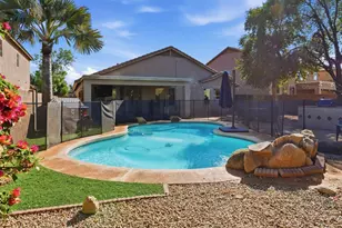 3206 S 81st Ave, Phoenix, AZ 85043 - Photo 2