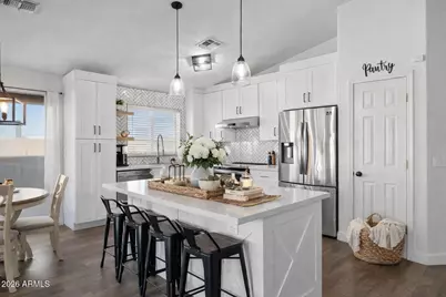 3206 S 81st Avenue, Phoenix, AZ 85043 - Photo 1