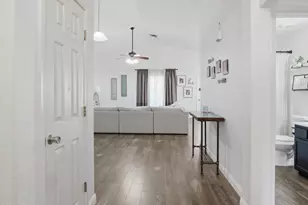 3206 S 81st Ave, Phoenix, AZ 85043 - Photo 14