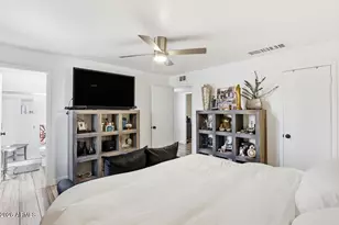 3444 E Paradise Dr, Phoenix, AZ 85028 - Photo 16