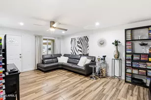 3444 E Paradise Dr, Phoenix, AZ 85028 - Photo 2