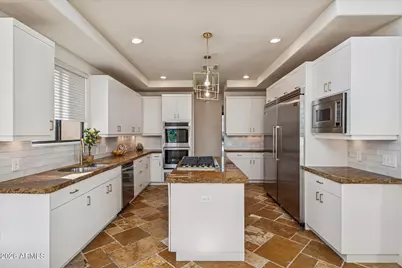 10648 E Greythorn Drive, Scottsdale, AZ 85262 - Photo 14