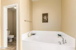 19550 N Grayhawk Dr, Scottsdale, AZ 85255 - Photo 22