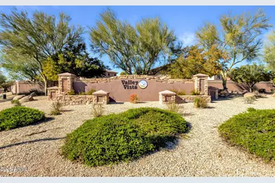 27103 N Gidiyup Trail, Phoenix, AZ 85085 - Photo 68