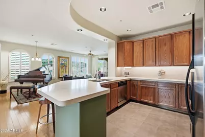 10655 N 9th Street #212, Phoenix, AZ 85020 - Photo 12
