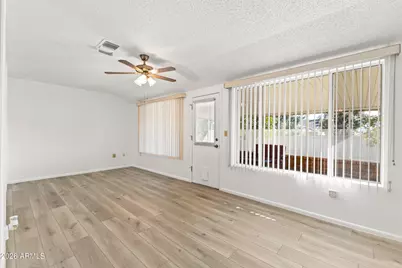 10733 W Saratoga Circle, Sun City, AZ 85351 - Photo 32