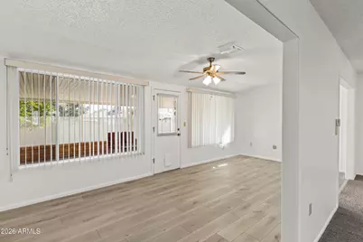 10733 W Saratoga Circle, Sun City, AZ 85351 - Photo 8