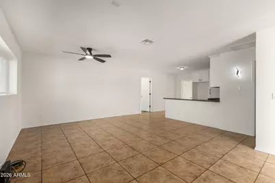 7715 W Crittenden Lane, Phoenix, AZ 85033 - Photo 4