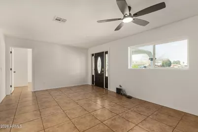 7715 W Crittenden Lane, Phoenix, AZ 85033 - Photo 6