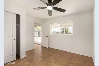 7715 W Crittenden Lane, Phoenix, AZ 85033 - Photo 20