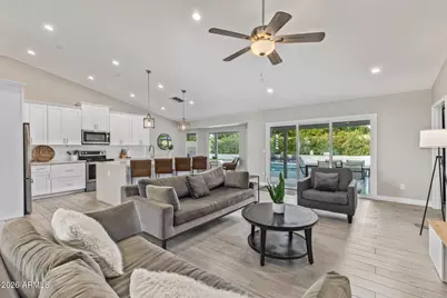 6022 E Hillery Drive, Scottsdale, AZ 85254 - Photo 2