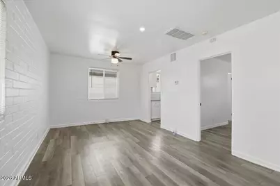 920 E Montebello Avenue, Phoenix, AZ 85014 - Photo 8