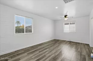 920 E Montebello Ave, Phoenix, AZ 85014 - Photo 14