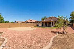 2413 W Beverly Rd, Phoenix, AZ 85041 - Photo 26