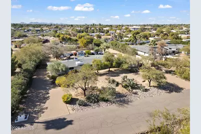 11020 N 74th Street, Scottsdale, AZ 85260 - Photo 8