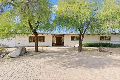 11020 N 74th Street, Scottsdale, AZ 85260 - Photo 2