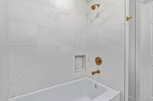 2111 S River Dr, Tempe, AZ 85282 - Photo 14