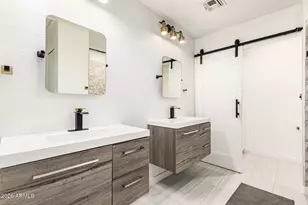 1232 E Granada St, Mesa, AZ 85203 - Photo 28