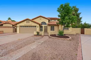 845 N Oak Ct, Chandler, AZ 85226 - Photo 2