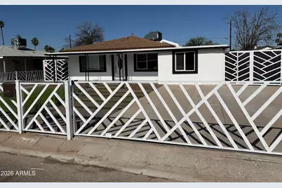 3542 E Earll Drive, Phoenix, AZ 85018 - Photo 1