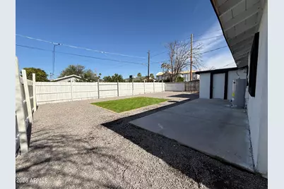3542 E Earll Drive, Phoenix, AZ 85018 - Photo 8