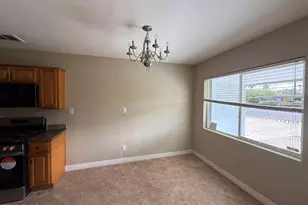 3542 E Earll Dr, Phoenix, AZ 85018 - Photo 10