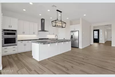 5924 E Redmont Drive, Mesa, AZ 85215 - Photo 2