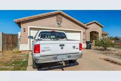 9530 W Tinajas Drive, Arizona City, AZ 85123 - Photo 4