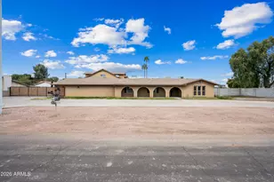 322 E Redfield Rd, Chandler, AZ 85225 - Photo 4