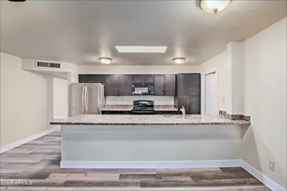 932 E Concorda Drive, Tempe, AZ 85282 - Photo 6