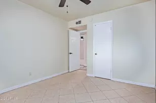 932 E Concorda Dr, Tempe, AZ 85282 - Photo 18