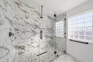 916 E Harwell Rd, Phoenix, AZ 85042 - Photo 30