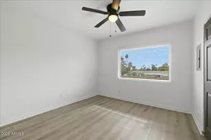 813 E Marlette Ave, Phoenix, AZ 85014 - Photo 8