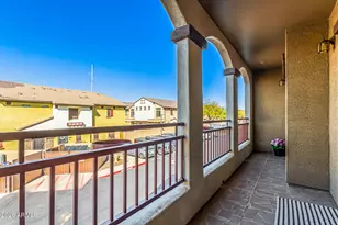 2725 E Mine Creek Rd, Phoenix, AZ 85024 - Photo 24