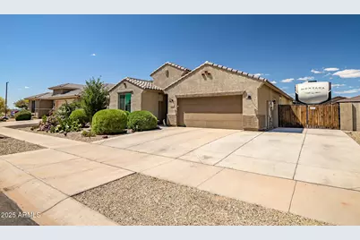 18662 W Foothill Drive, Surprise, AZ 85387 - Photo 2
