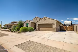 18662 W Foothill Dr, Surprise, AZ 85387 - Photo 2