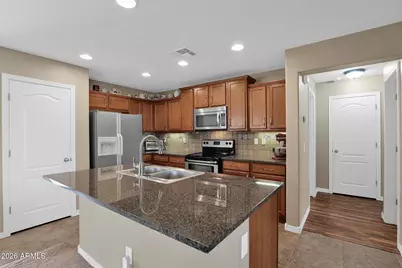 915 W Desert Seasons Drive, San Tan Valley, AZ 85143 - Photo 8