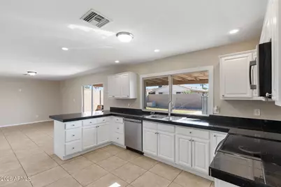 4569 W Shaw Butte Drive, Glendale, AZ 85304 - Photo 18