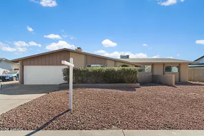 4569 W Shaw Butte Drive, Glendale, AZ 85304 - Photo 6