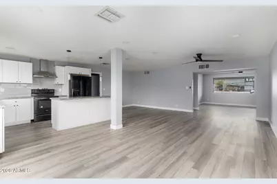 15039 N 24th Place, Phoenix, AZ 85032 - Photo 8