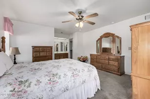 7704 E Navarro Ave, Mesa, AZ 85209 - Photo 20