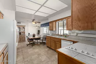 7704 E Navarro Ave, Mesa, AZ 85209 - Photo 16