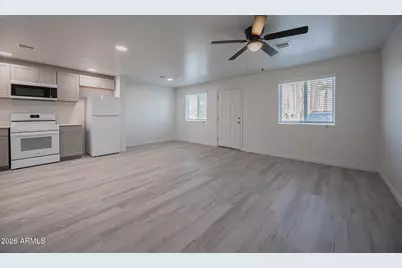 2121 W Adams Street #B103, Phoenix, AZ 85009 - Photo 4