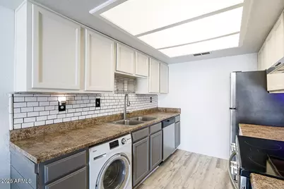 16602 N 25 Street #225, Phoenix, AZ 85032 - Photo 2