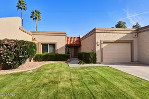 9808 W Kerry Ln, Peoria, AZ 85382 - Photo 2