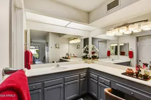 9808 W Kerry Ln, Peoria, AZ 85382 - Photo 10