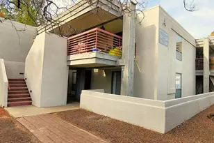 3434 W Danbury Dr, Phoenix, AZ 85053 - Photo 2